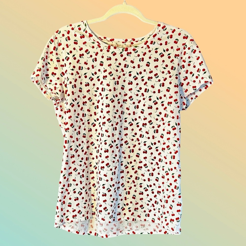 Preswick & Moore T-Shirt Womens L White Red Cherry Print Excellent Casual Tee